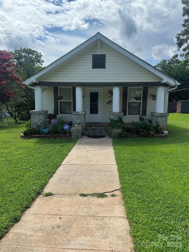 1208 N Davis Ave, Newton, NC 28658 - photo 4