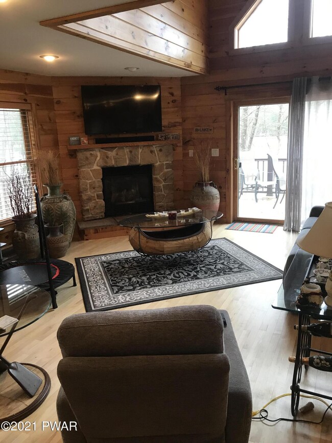 360 Tink Wig Dr, Hawley, PA 18428 - photo 6