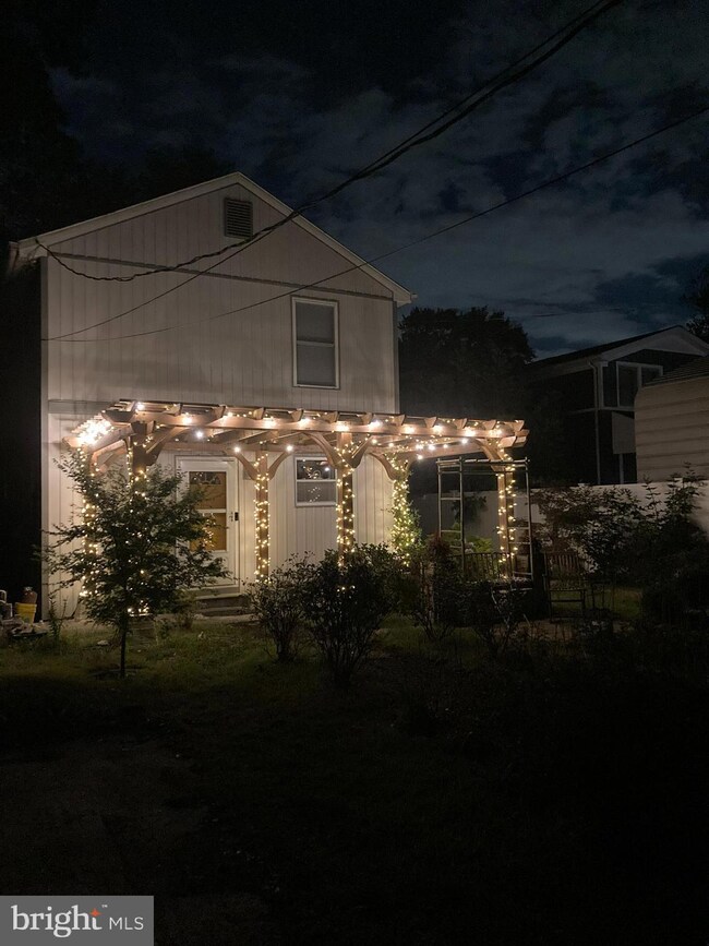 7822 Renshaw Rd, Pasadena, MD 21122 - photo 2