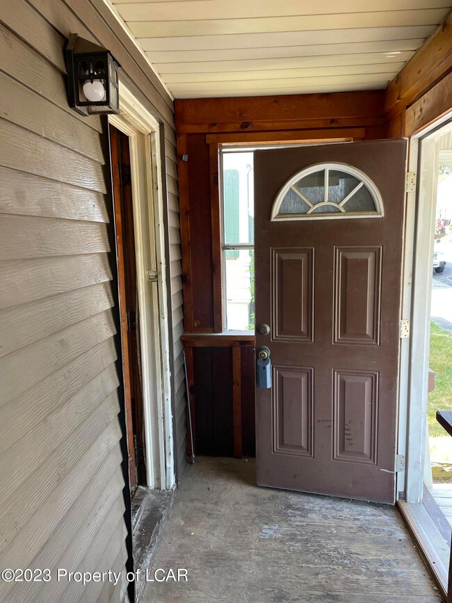 Enclosed Front Porch