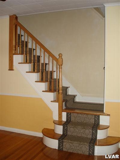 Oak Staircase leading to the second floor.