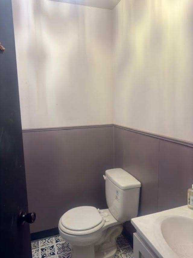 218 W Stephenson St, Freeport, IL 61032 - photo 4