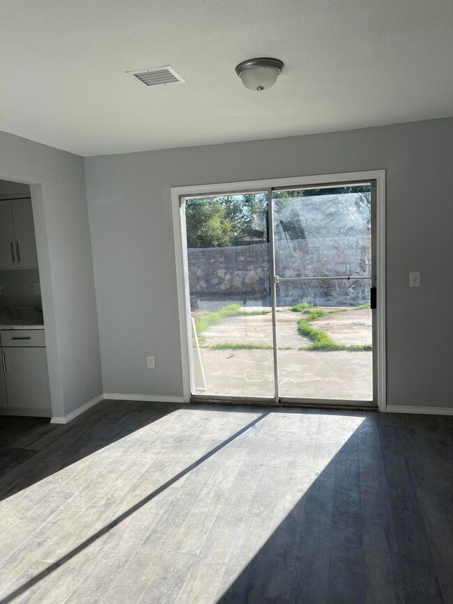 8256 Valle Placido Dr, El Paso, TX 79907 - photo 6
