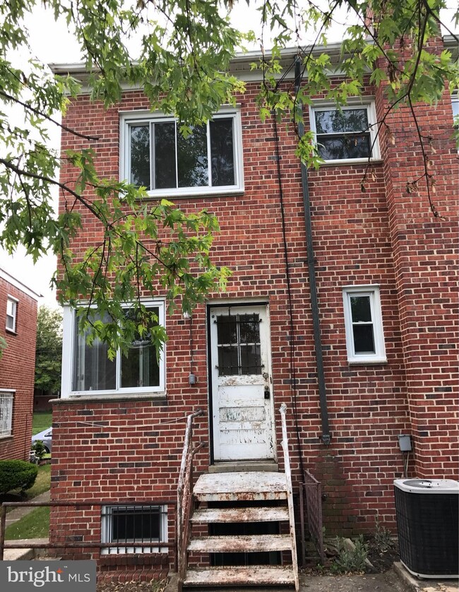 5051 Sargent Rd NE, Washington, DC 20017 - photo 6