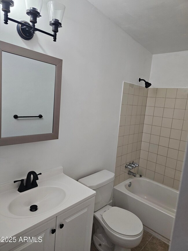 1735 E Sheridan St unit 2, Phoenix, AZ 85006 - photo 6