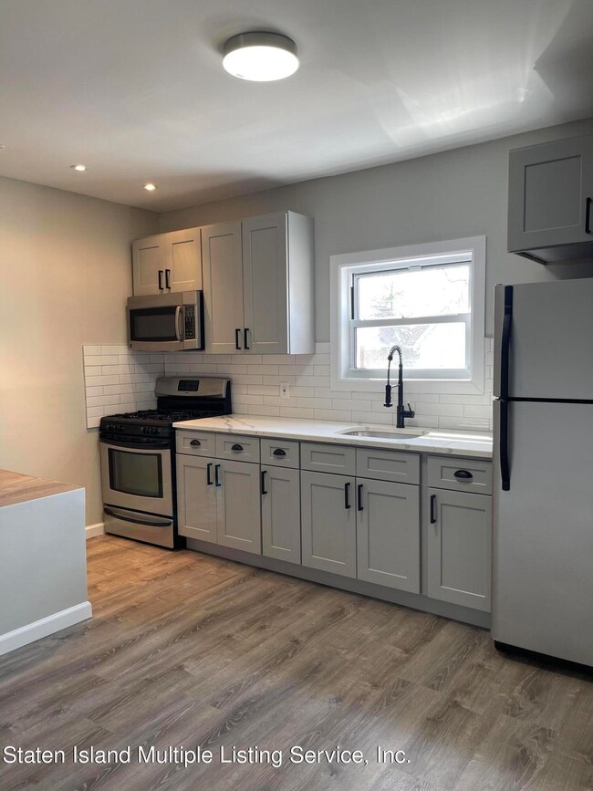 61 Alter Ave, Staten Island, NY 10304 - photo 3