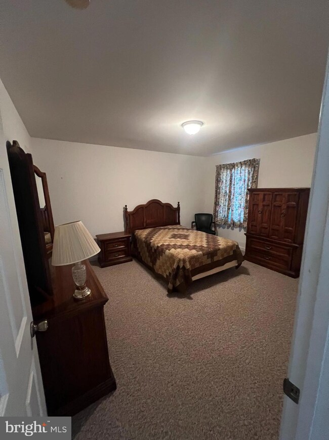 444 W 15th St, Front Royal, VA 22630 - photo 7