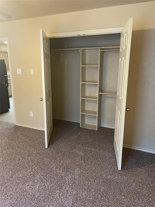 1112 W Spring St, Weatherford, TX 76086 - photo 7