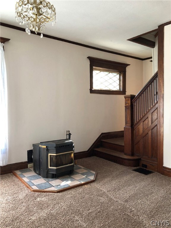 Family room and entry w pellet stove
