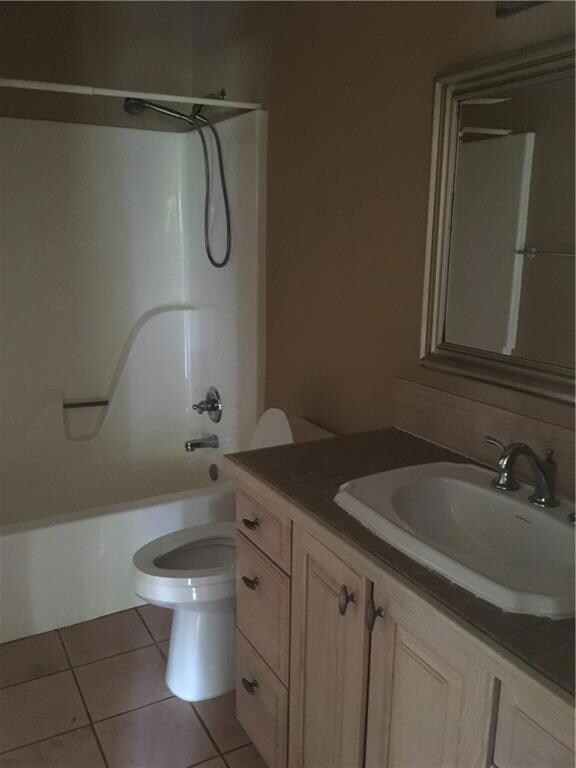 Main bathroom