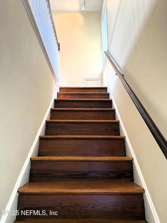 2925 Oak St, Jacksonville, FL 32205 - photo 3