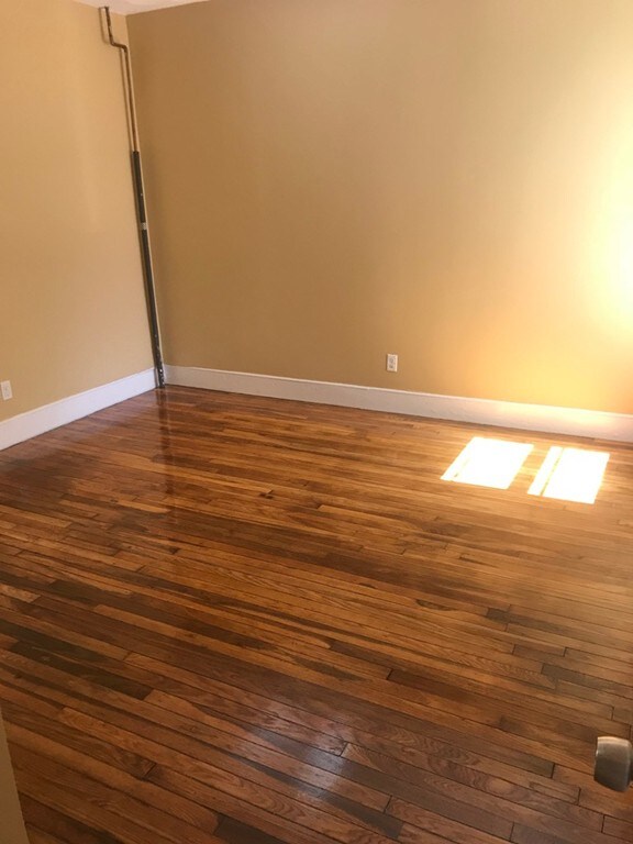 23 Sheridan St unit 1, Lynn, MA 01902 - photo 4