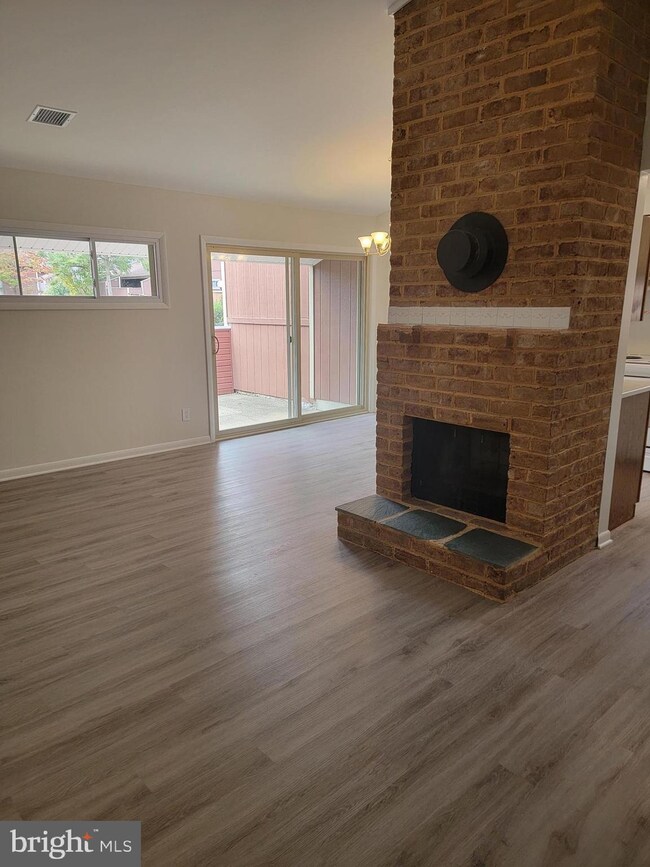 818 Charlotte Way, Enola, PA 17025 - photo 5