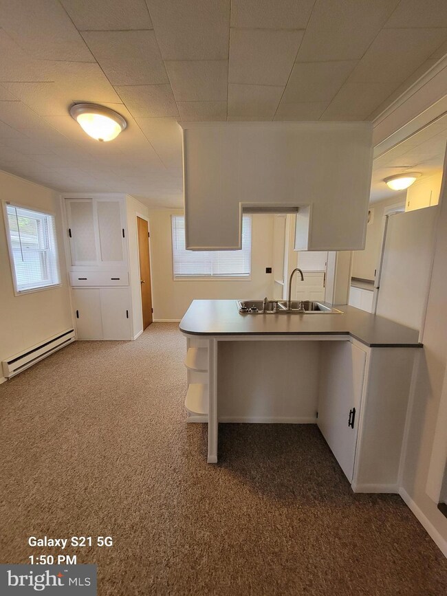 233 E Main St unit . 1, Waynesboro, PA 17268 - photo 5