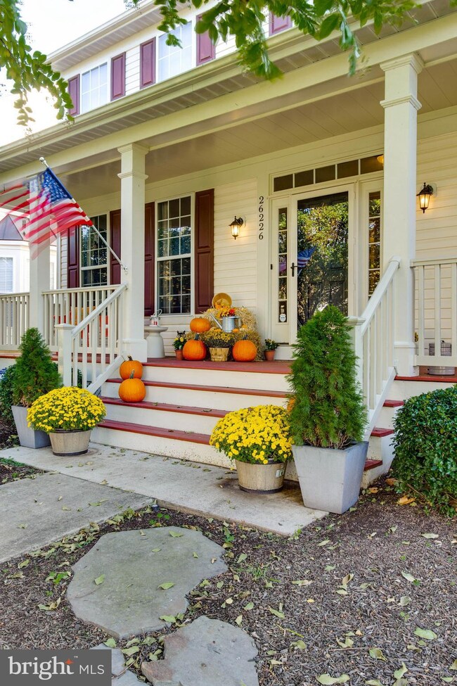 26226 Lands End Dr, Chantilly, VA 20152 - photo 3