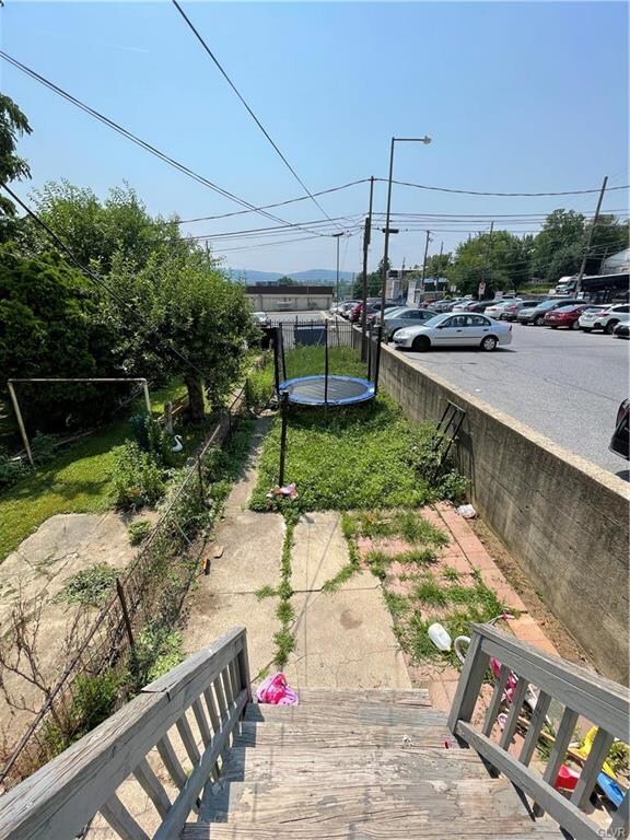 616 W Walnut St, Allentown, PA 18101 - photo 3