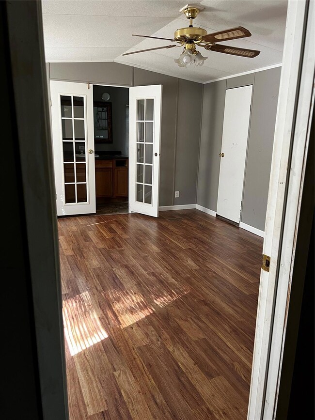 7687 NW Hwy 11, Randolph, TX 75475 - photo 6