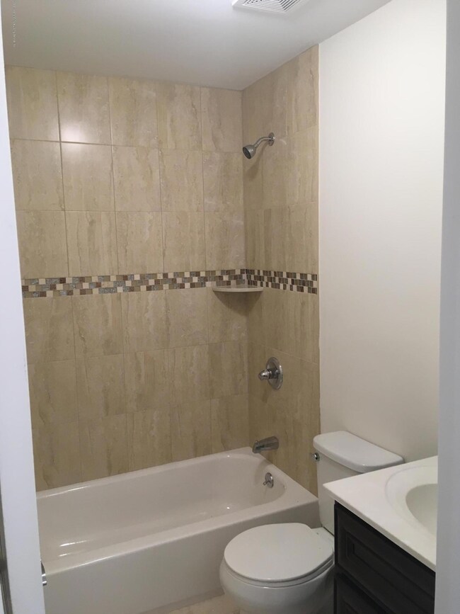 286 Main bath