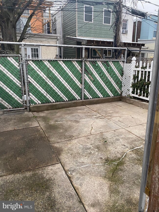 2756 Plum St, Philadelphia, PA 19137 - photo 7