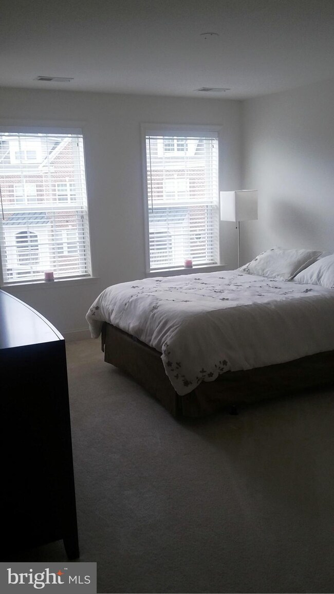 5113 Shamrocks Delight Dr, Bowie, MD 20720 - photo 7