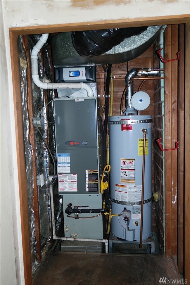 14075 35th Ave S, Tukwila, WA 98168 - photo 6