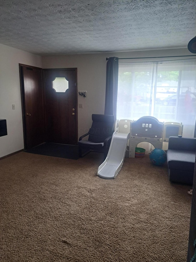 4818 -4820 Winterset Dr, Columbus, OH 43220 - photo 6