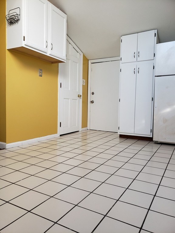 81 Intervale St unit 3, Brockton, MA 02302 - photo 4