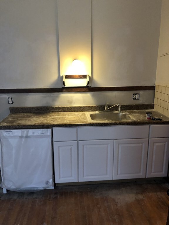 20 Stoneland Rd unit 1, Worcester, MA 01603 - photo 4