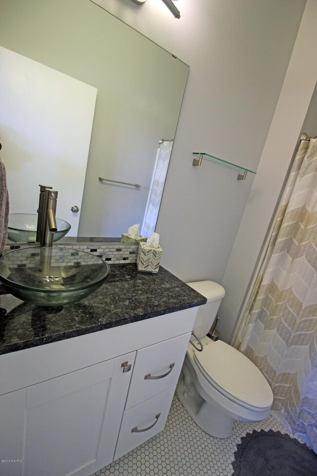 2039 Celadon Dr NE unit 62, Grand Rapids, MI 49525 - photo 6