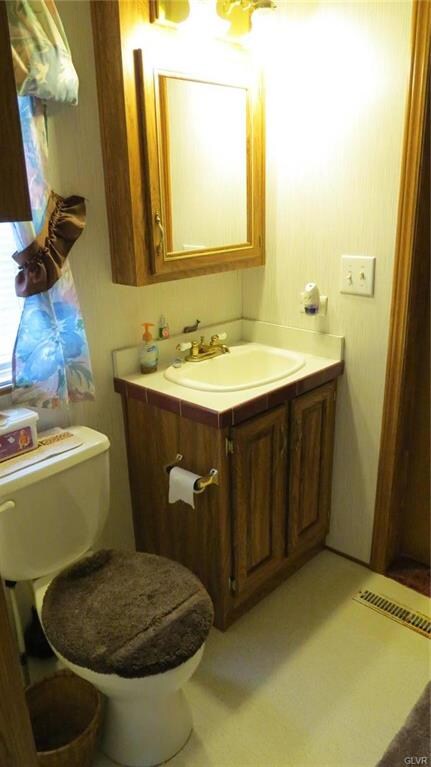 4205 Mink Ct, Orefield, PA 18069 - photo 7