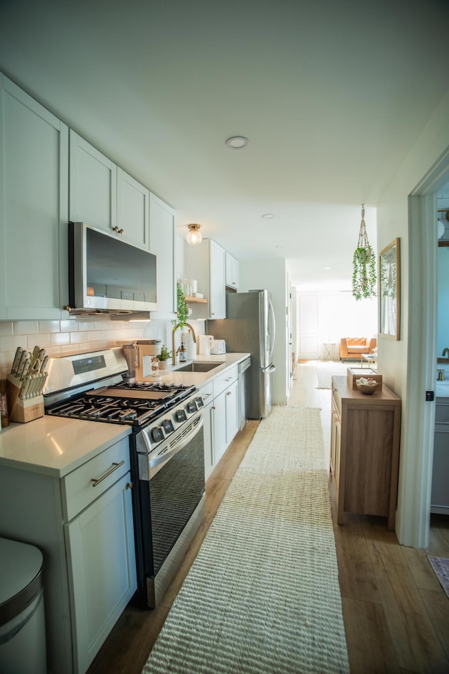 Apartment A Airbnb-06