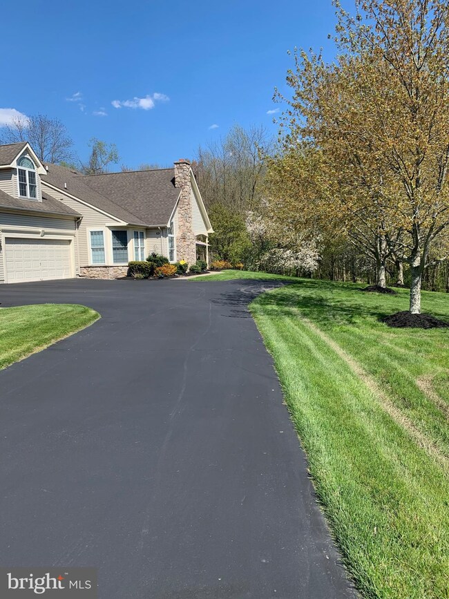 936 Daylily Dr unit V171, Langhorne, PA 19047 - photo 3