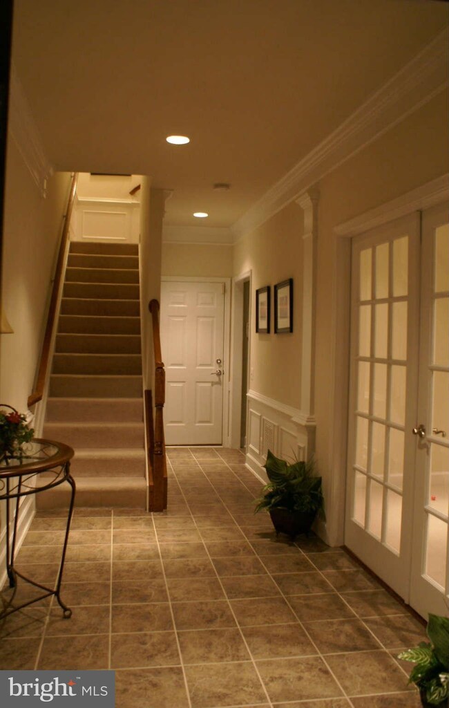 14618 Crossfield Way unit 226A, Woodbridge, VA 22191 - photo 2