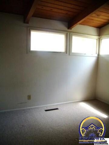 2525 SW Burnett Rd, Topeka, KS 66614 - photo 6