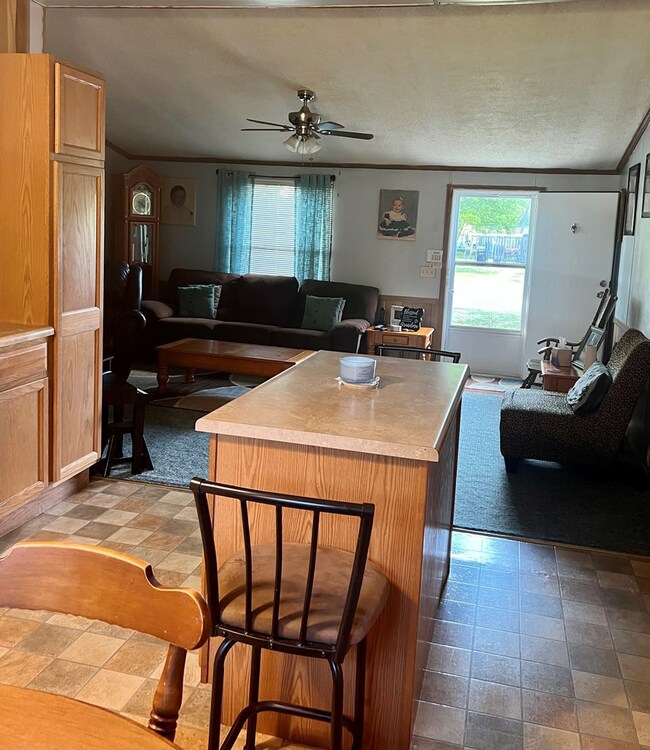 612 Colonette Dr, Hopkinsville, KY 42240 - photo 7