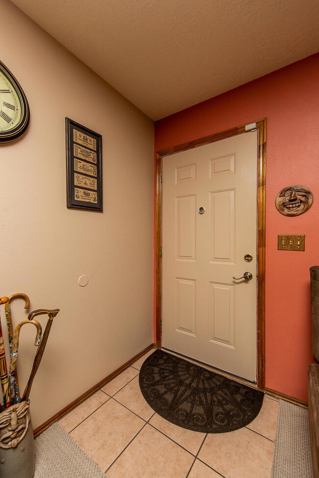 4-Welcome! Come On In