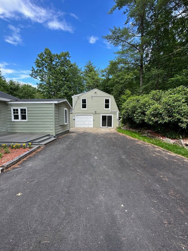 119 Londonderry Turnpike, Derry, NH 03038 - photo 3