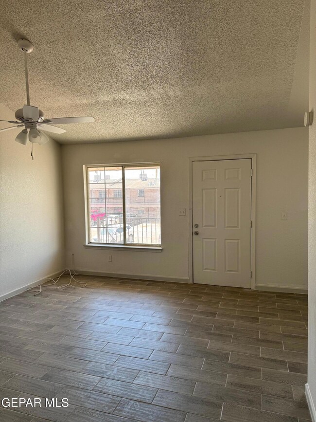 8507 Alameda Ave unit 3, El Paso, TX 79907 - photo 5