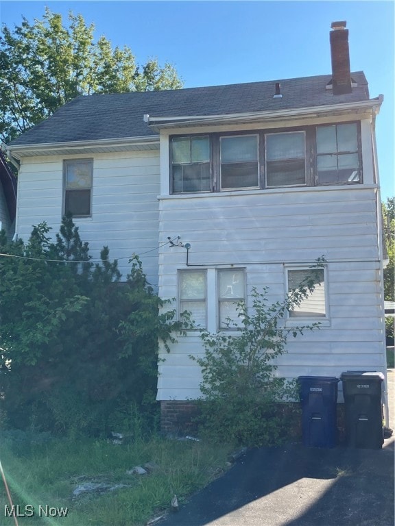 1058 Pembrook Rd, Cleveland, OH 44121 - photo 3