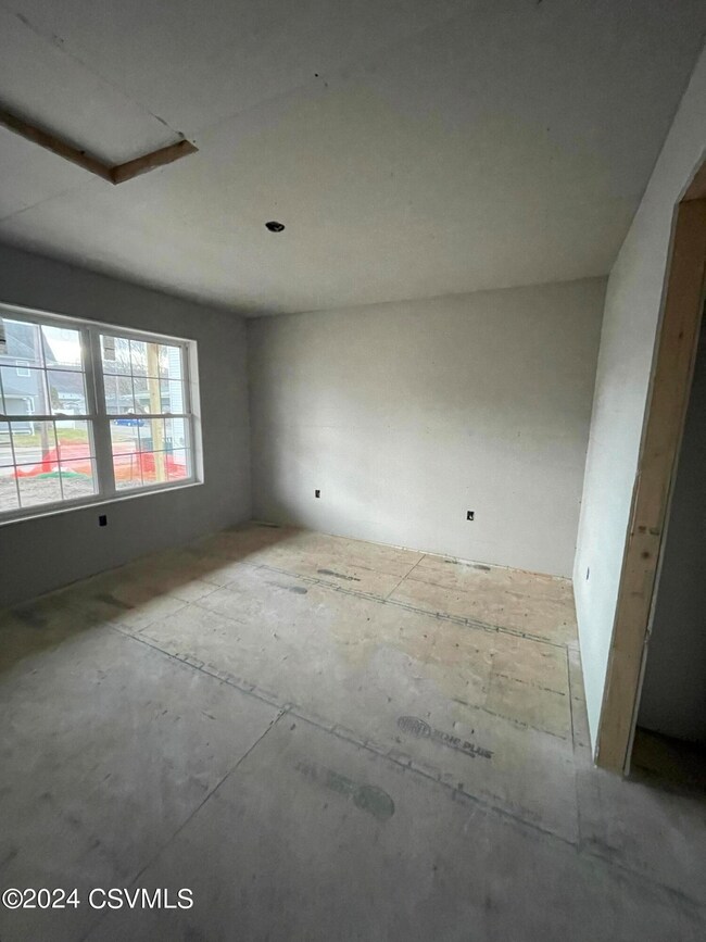 605 E 3rd St, Nescopeck, PA 18635 - photo 6