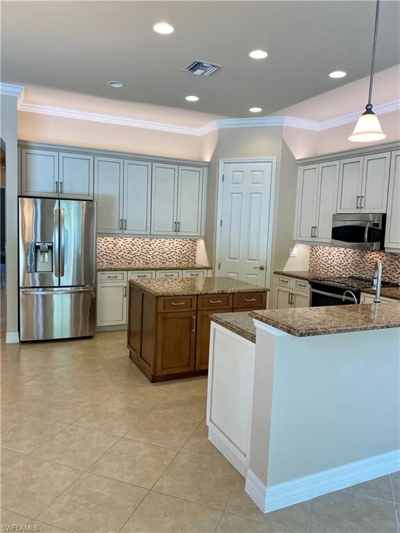 6609 Marbella Ln, Naples, FL 34105 - photo 5