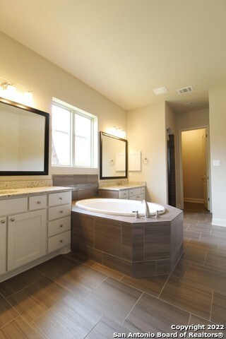 24811 Marcia View, San Antonio, TX 78261 - photo 7