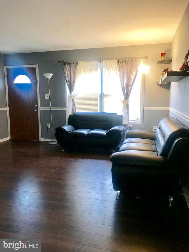 9333 Fontana Dr, Lanham, MD 20706 - photo 3