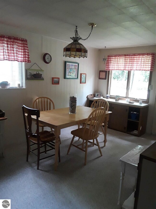 1018 S 5th St, Au Gres, MI 48703 - photo 4