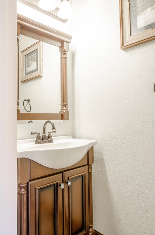 286 W Eagles Roost St unit c-110, Brian Head, UT 84719 - photo 4