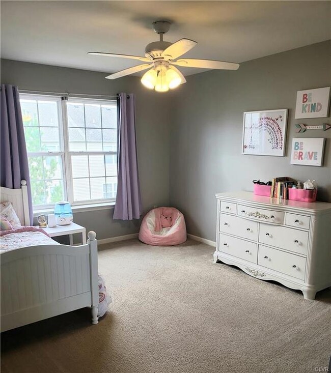 6826 Hunt Dr, Macungie, PA 18062 - photo 7