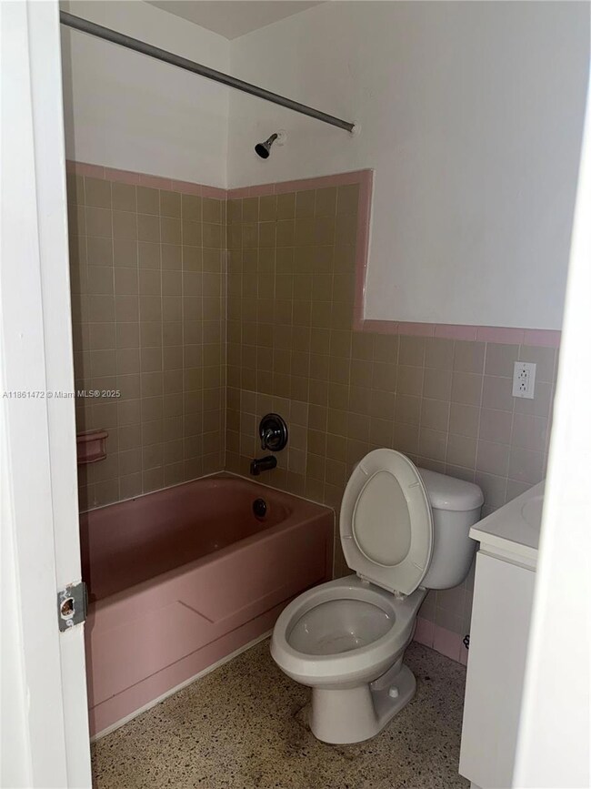 55 W 7th St unit 12, Hialeah, FL 33010 - photo 3