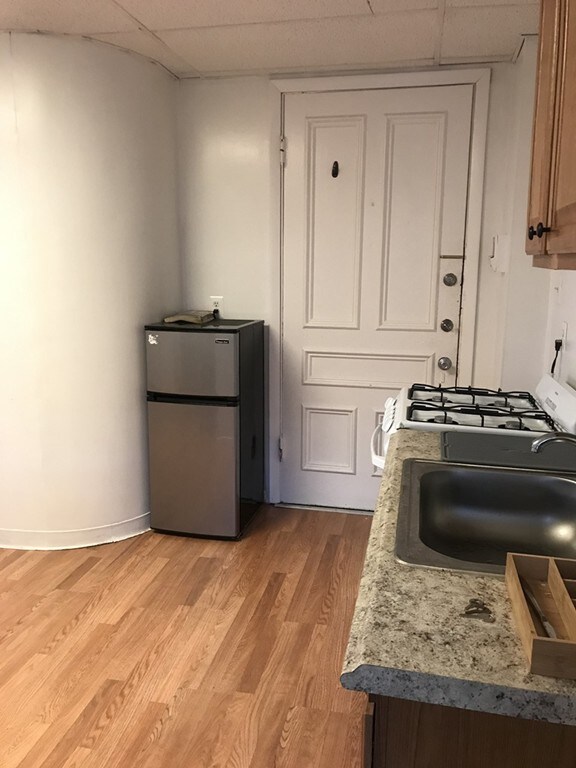 14 Monument Square unit 5, Boston, MA 02129 - photo 2