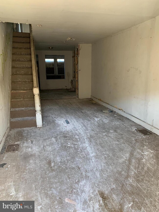 308 S Smallwood St, Baltimore, MD 21223 - photo 2