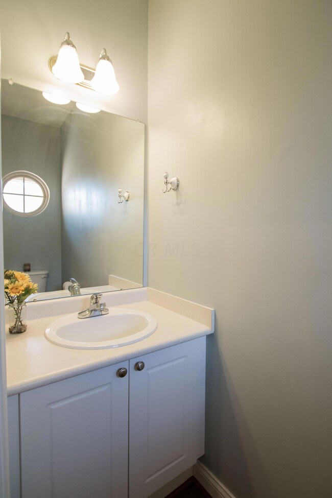1st floor bath